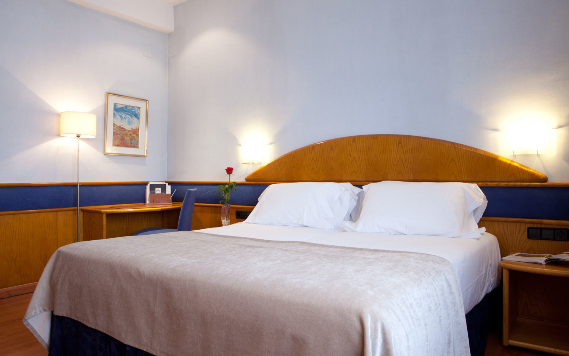 Hotel Agumar Madrid Exterior foto A room at the hotel