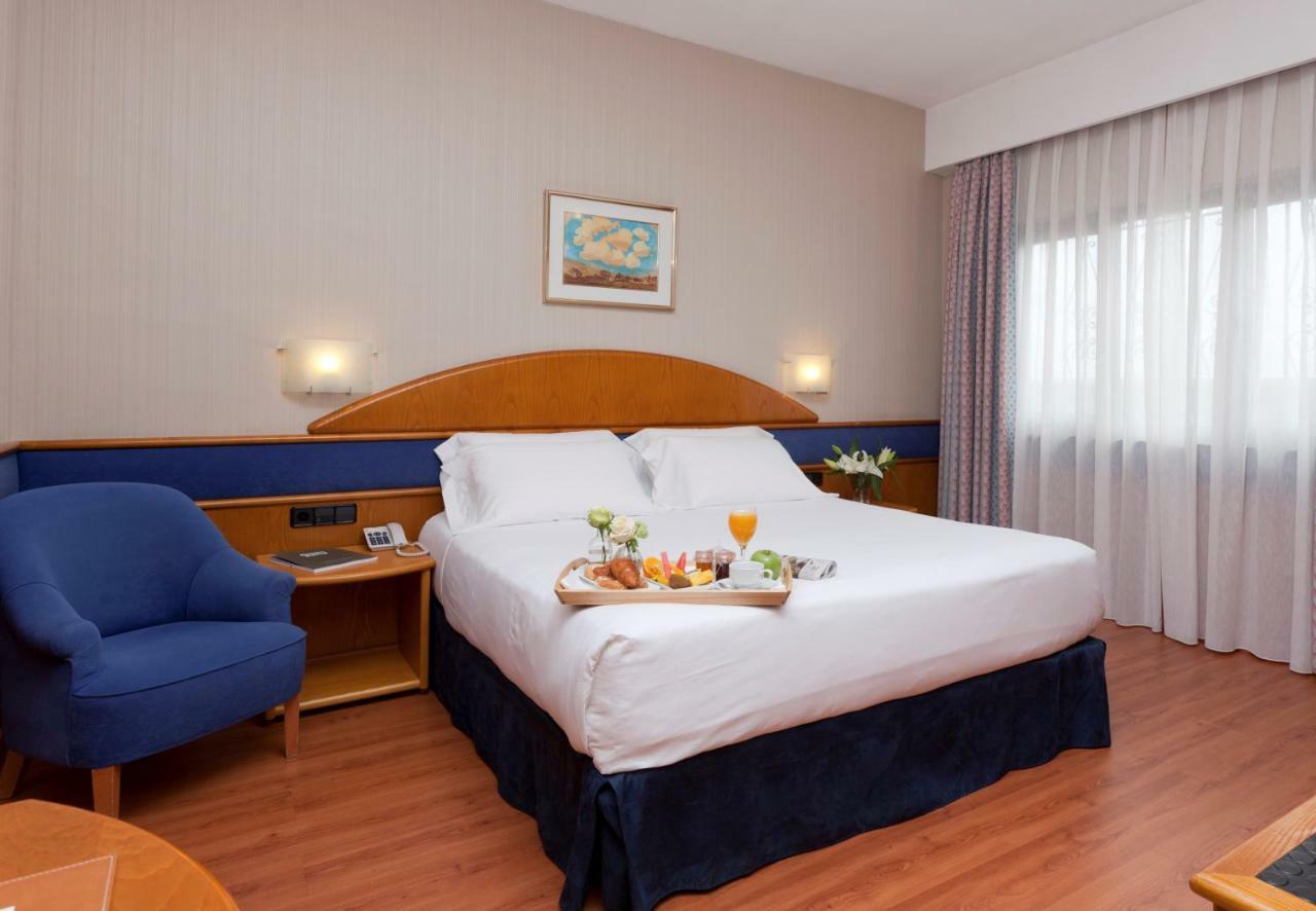 Hotel Agumar Madrid Exterior foto